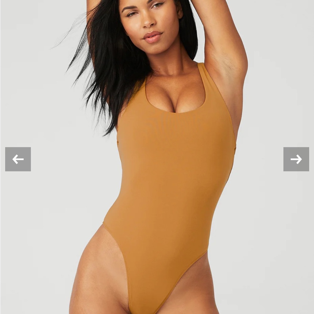 Alo Yoga Sleek Back Bodysuit toffee XS BN